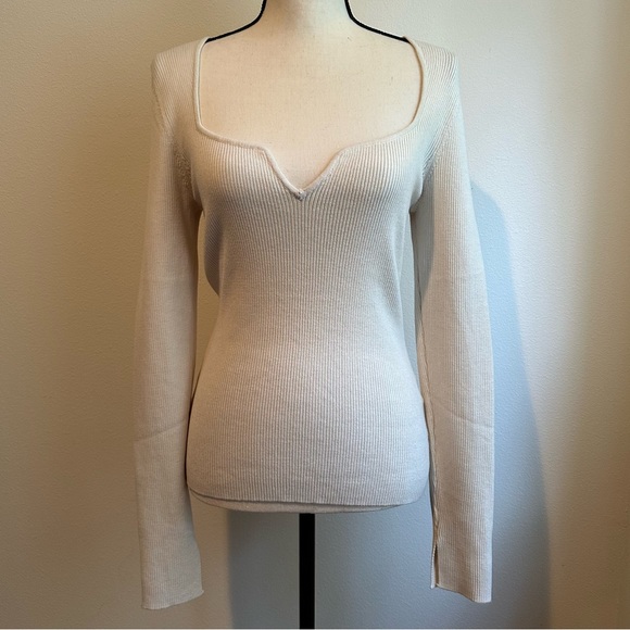 H&M Cream Ribbed Sweetheart Neckline Long Sleeve Sweater - Picture 3 of 6